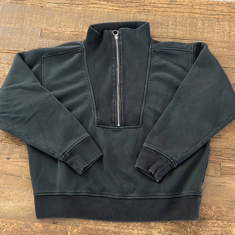 CLOSED 1/2 Zip Sweatshirt